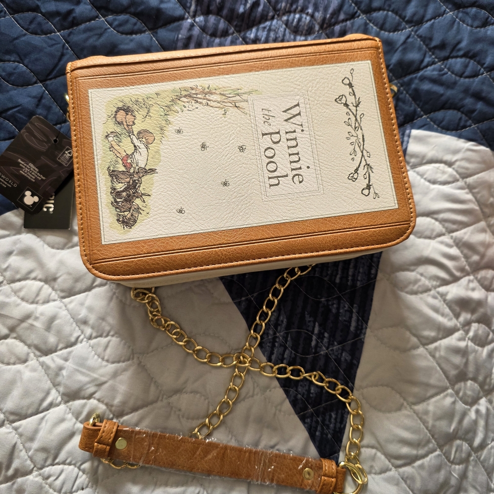 Winnie the Pooh Tan and White Women's Bag